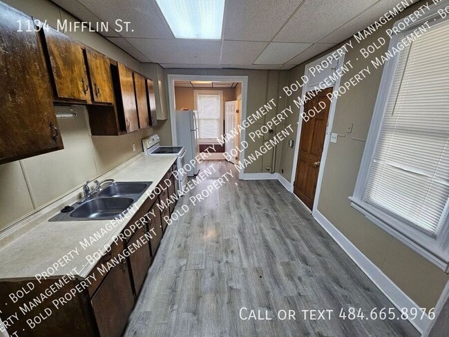 Building Photo - 1134 Mifflin St