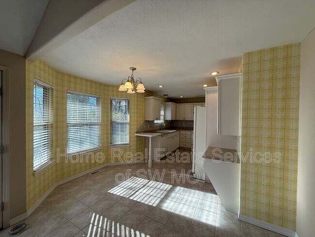 Foto del edificio - 3350 W Erie St