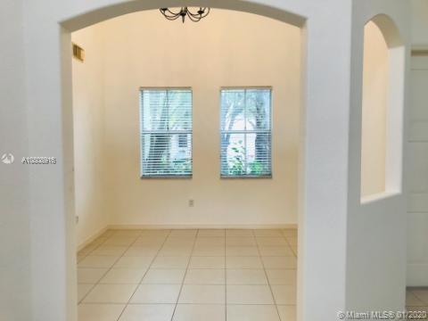 Foto del edificio - 8756 SW 3rd Ln