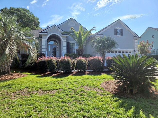 Building Photo - Seaside Farms Executive 3 Bedroom Home Wit...