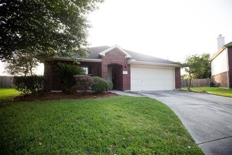 Building Photo - 9119 Melody Park Ln