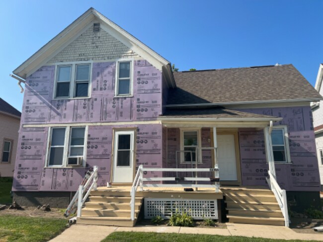 Building Photo - 1416 Illinois Ave