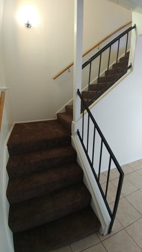 Primary Photo - Lomas Townhouse Apartments! 2 Bedroom 1 Bath