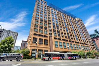 Building Photo - 520 S State St
