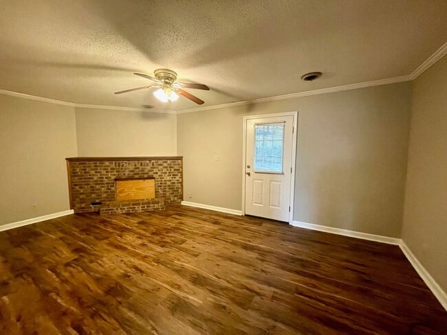 Building Photo - 00401