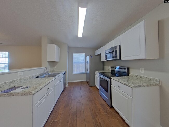 Building Photo - 2000 Lake Carolina Dr