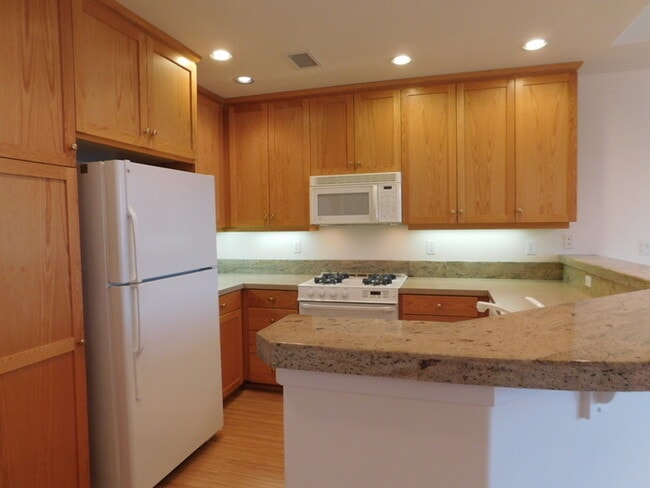 Building Photo - 4884 NW Promenade Terrace