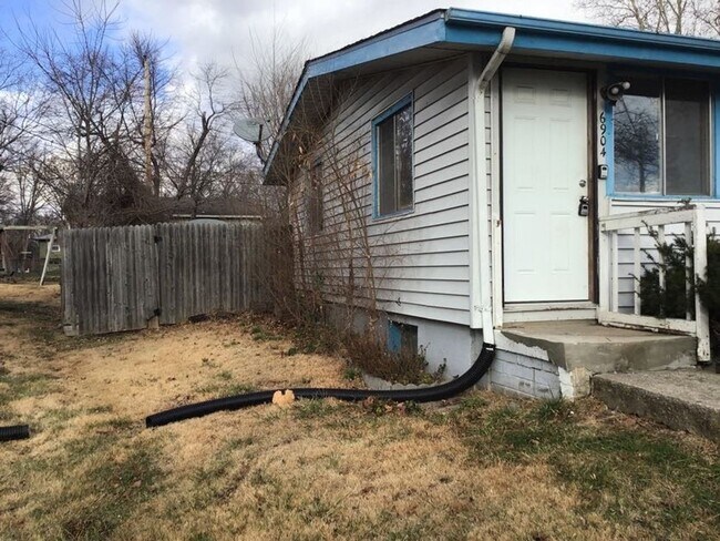 Foto del edificio - Value-Priced & Coming Soon