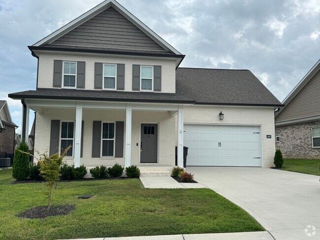 Building Photo - 1407 Village Loop