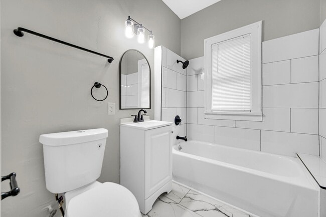 Building Photo - Three Bedroom Remodeled Home With Garage
