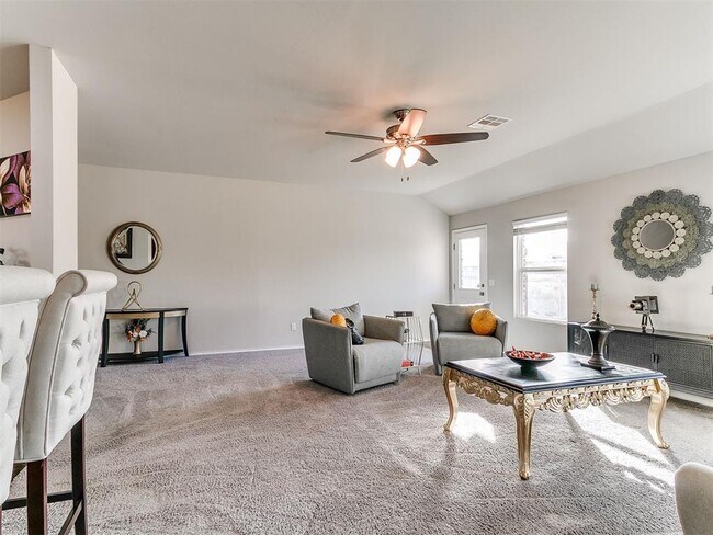 Foto del edificio - 2217 Stella Rd