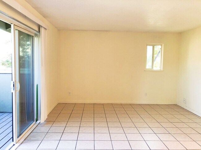 Foto del edificio - 73 Castlebridge Dr