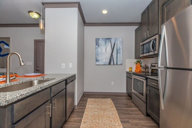 Foto del edificio - 9393 Farm to Market 1960 Bypass Rd W