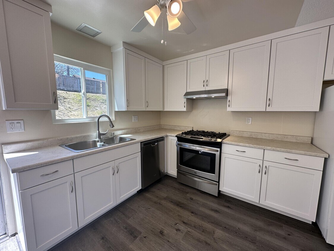 8275 Roy St, Lemon Grove, CA 91945 House Rental in Lemon Grove, CA