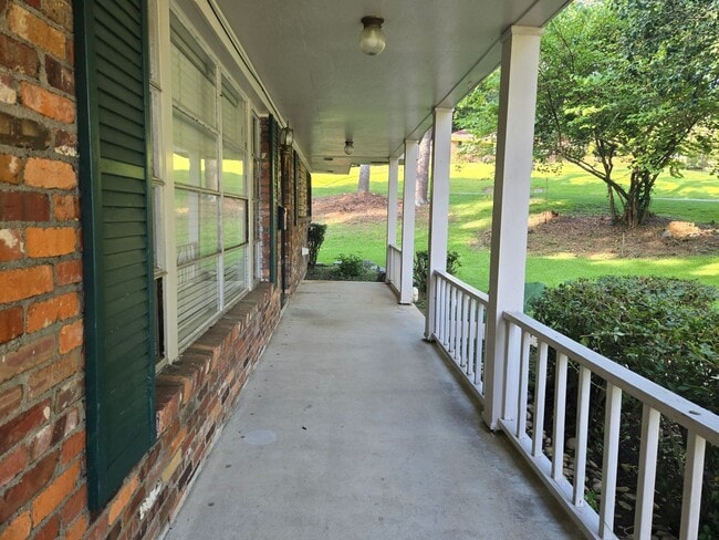 Foto del edificio - 111 Easthaven Rd