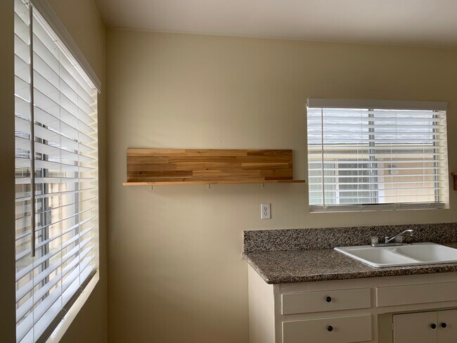 Building Photo - 1511 Artesia Blvd