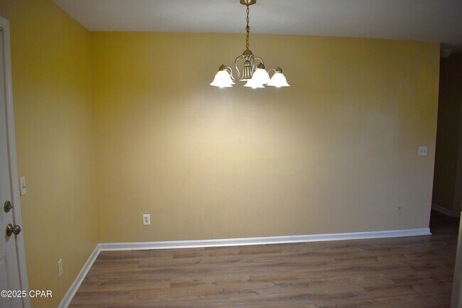 Foto del edificio - 3722 Burnham Way