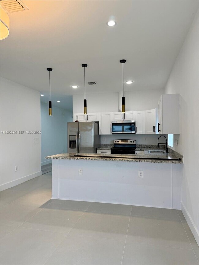 Foto del edificio - 11620 SW 241st St