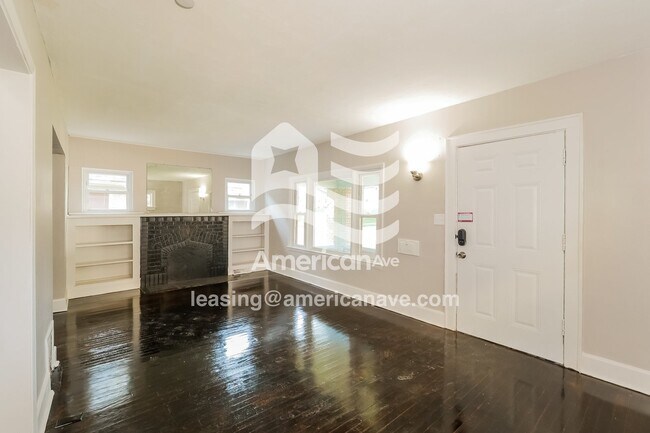 Foto del edificio - 1305 E 59th St