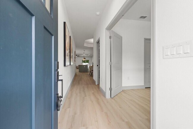 Foto del edificio - 6407 N Central Ave
