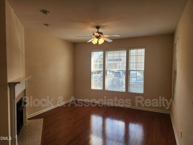 Building Photo - 642 Cupola Dr