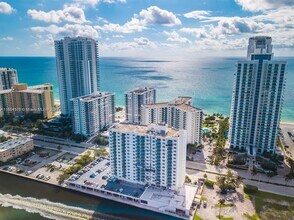 Building Photo - 3001 S Ocean Dr