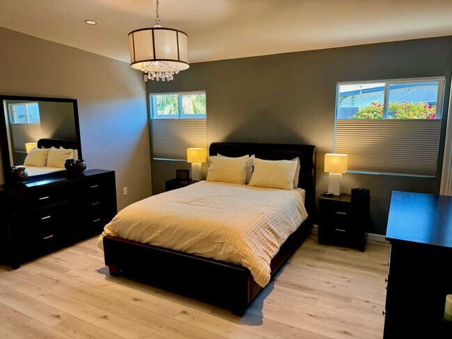Foto del edificio - Fully Furnished Rental with a Casita – Move-In Ready!