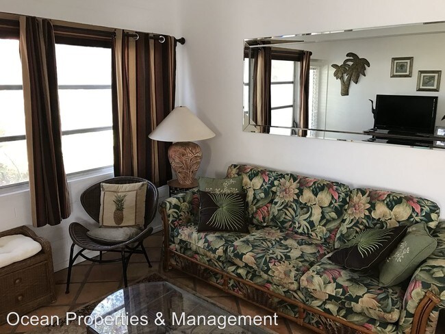 Building Photo - 211 Canova Dr