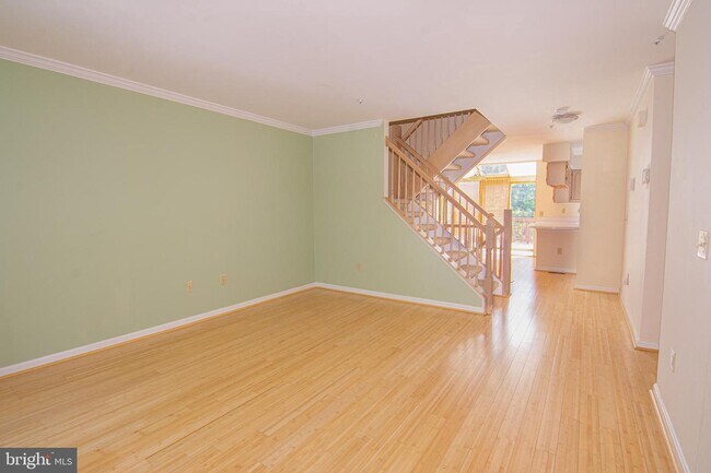 Foto del edificio - 127 Swarthmore Ave