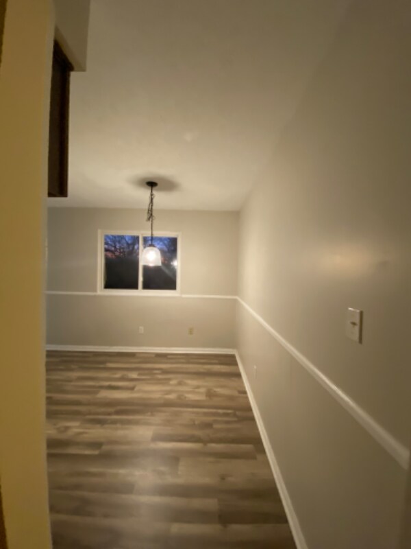 Building Photo - 10100 Coralwood Dr