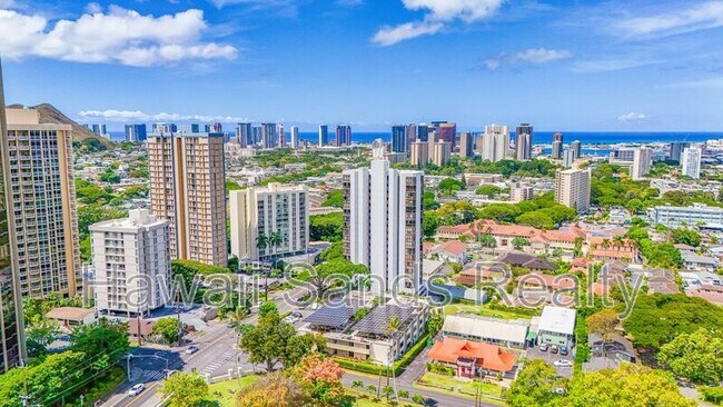 Foto del edificio - 2050 Nuuanu Ave