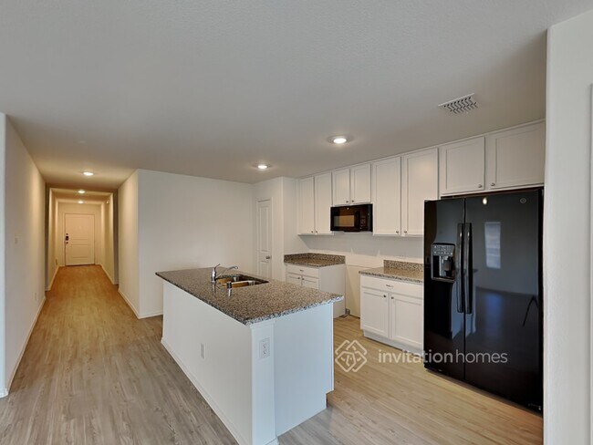 Building Photo - 2707 Spring Time Dr