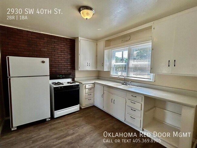 Foto del edificio - 2930 SW 40th St