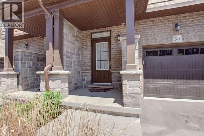 Photo du bâtiment - 445 Ontario St S