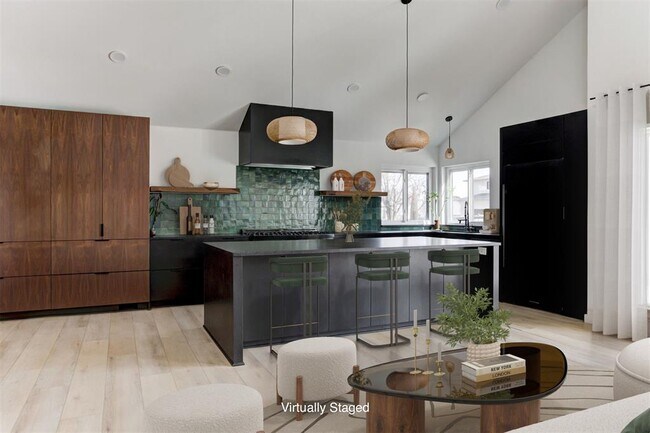 Foto del edificio - 6413 Centennial Ct