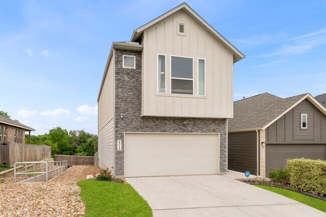 Building Photo - Former Model Home Available For Rent!