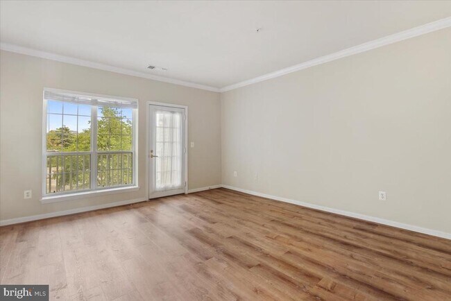 Foto del edificio - 4551 Strutfield Ln