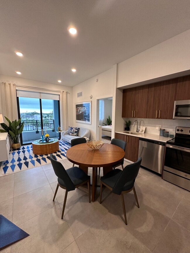 Building Photo - 1849 Madison St