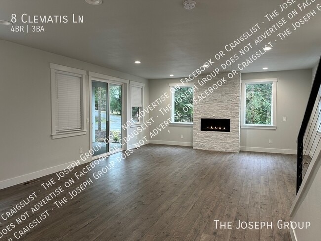 Building Photo - 8 Clematis Ln