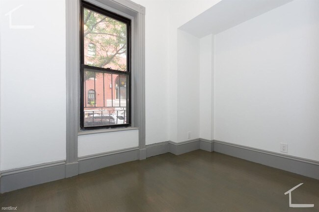 Foto del edificio - 2 br, 1 bath  - 11 Belvidere St Apt 1FB