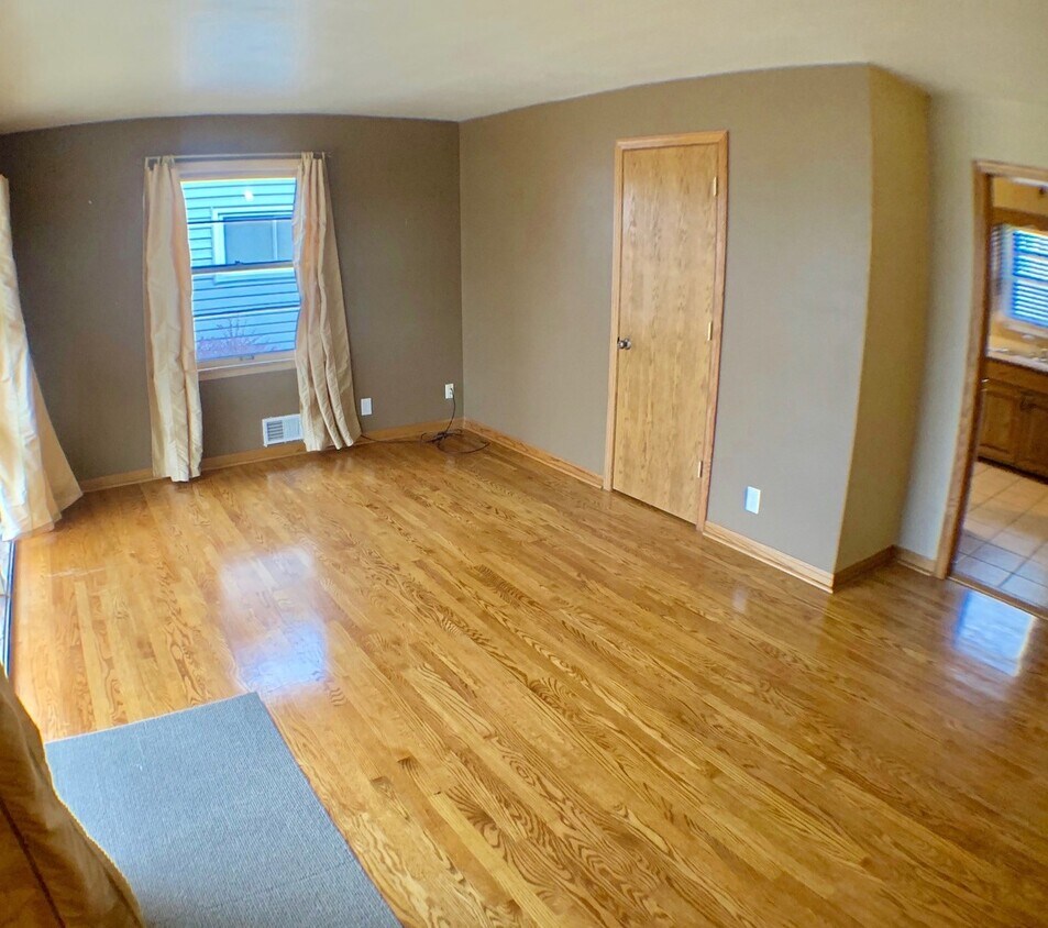 Primary Photo - 4442 N 82nd St