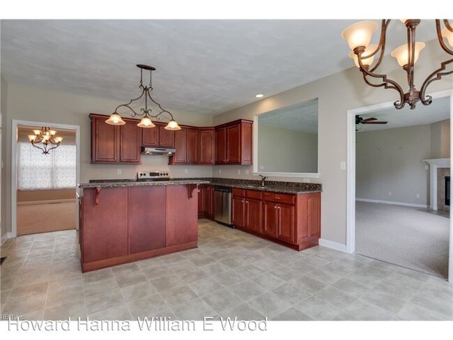 Building Photo - 436 Trotters Ln