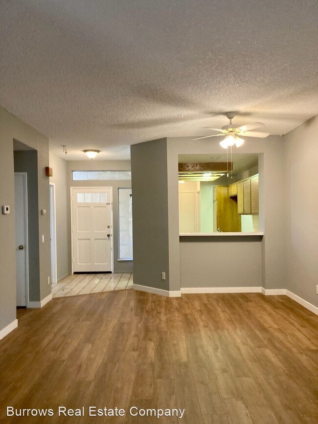 Foto del edificio - 2 br, 2 bath House - 25865 McBean Parkway #91