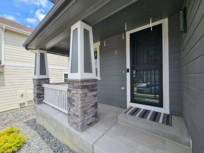 Foto del edificio - 5186 Ditmars Ln