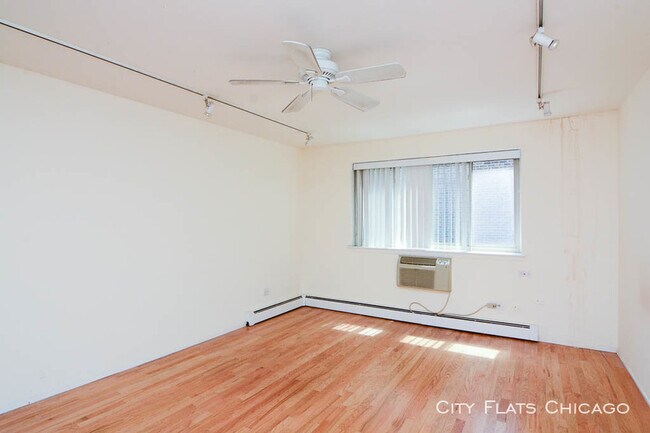 Building Photo - 2629 N Hampden Ct