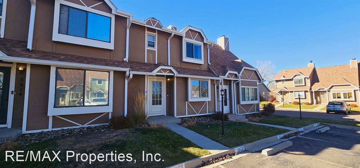 Primary Photo - 2 br, 2.5 bath House - 3912 Donney Brook Ct