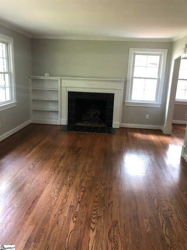 Foto del edificio - 207 Bradley Blvd