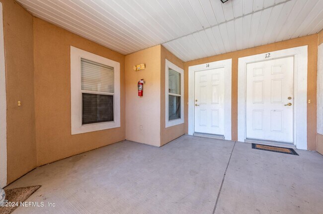 Building Photo - 9505 Armelle Way