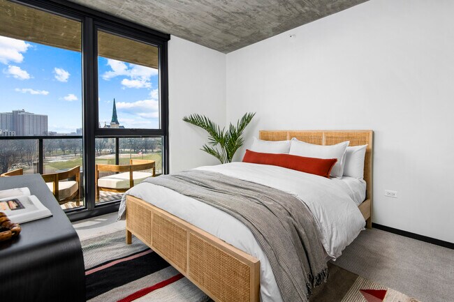 Foto del edificio - 1431 W Lake St