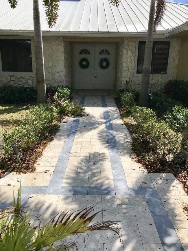 Building Photo - 6270  Longleaf Pine Drive